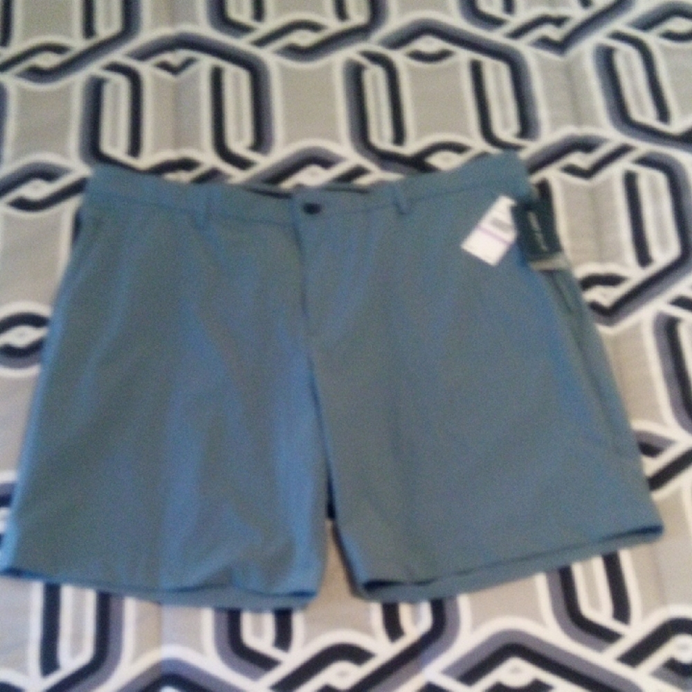 PERRY ELLIS Golf Shorts NWT!